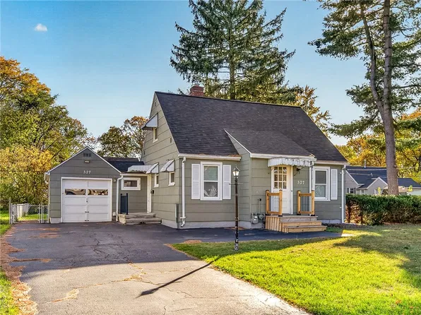 327 Ridgedale Cir, Rochester, NY 14616
