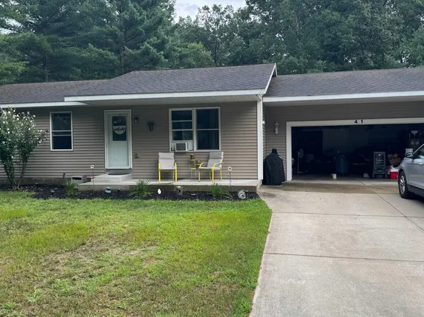 41 W Daniels Rd, Twin Lake, MI 49457