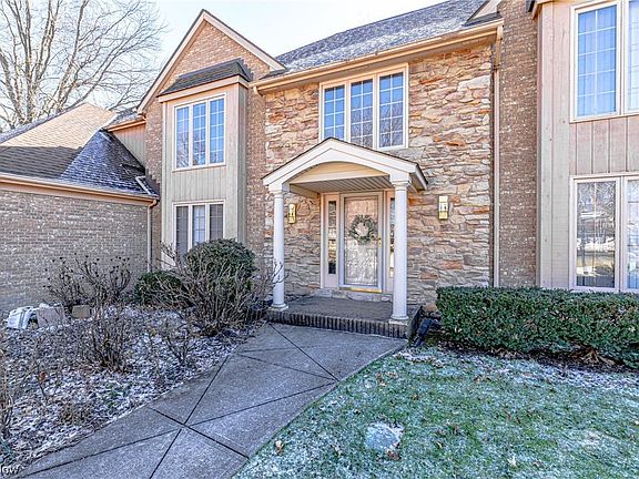 2nd image of 27727 Royal Forest Dr