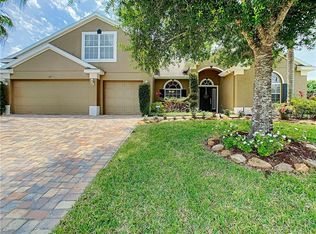 157 Osprey Lakes Cir, Chuluota, FL 32766