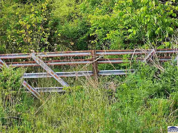 2nd image of Snowden Rd