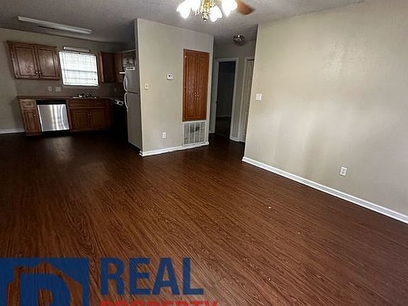 2nd image of 101 Marie Acres Pl