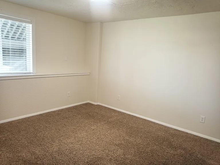 9658 W Heather Rd — Photo 7