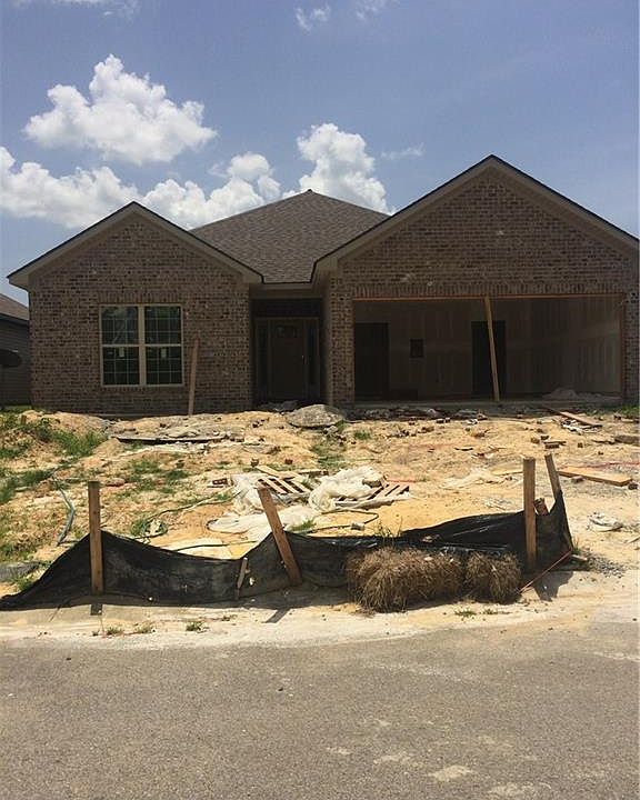 1st image of 323 Prairie Field Dr