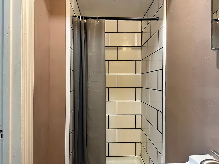 222 S Kalamazoo Ave #3 — Photo 6