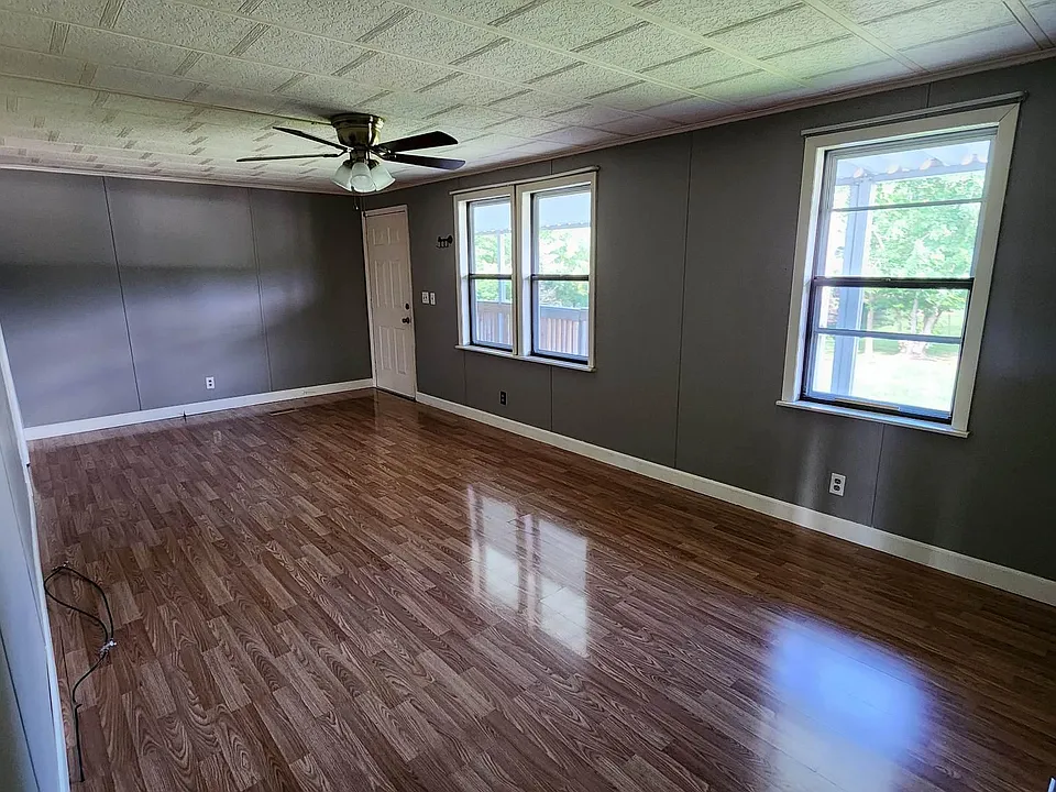 60 Ward Park