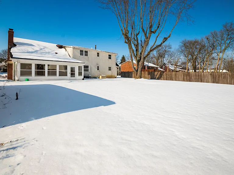 826 Doherty Rd — Photo 51