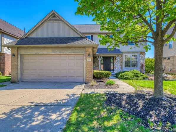 1777 Brookdale Dr, Canton, MI 48188