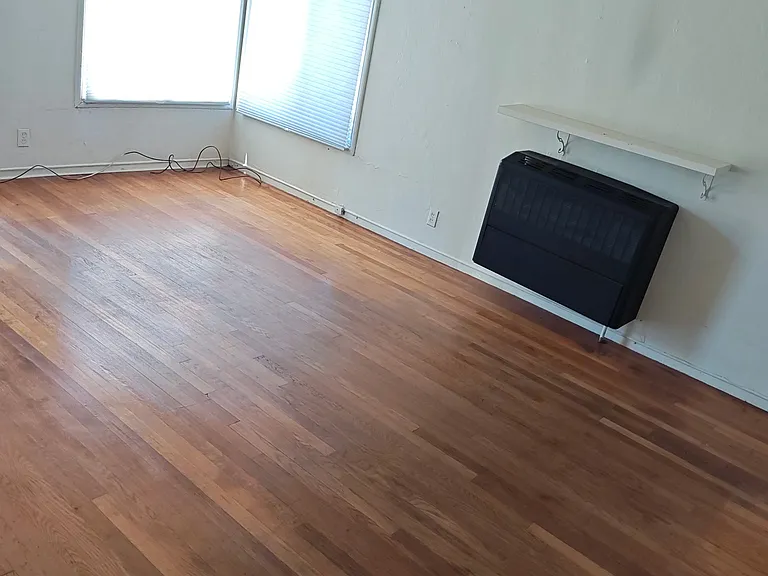 917 Dwight Way #917 — Photo 9