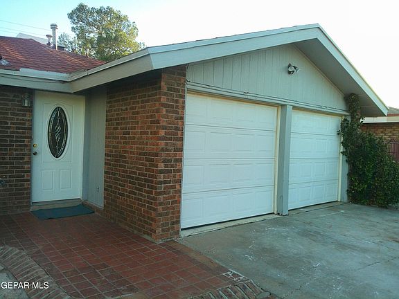 3rd image of 4880 Maureen Cir