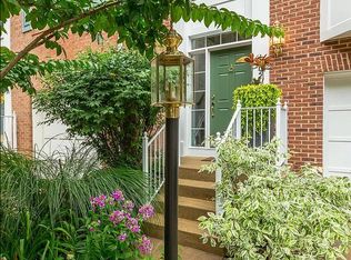 1205 Wild Hawthorn Way, Reston, VA 20194