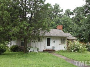 212 Barnette Ave, Roxboro, NC 27573