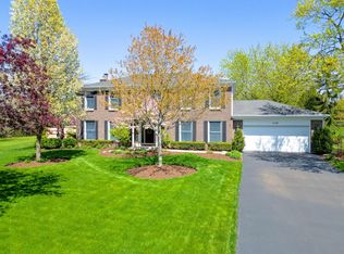 1430 Allyson Ct, Libertyville, IL