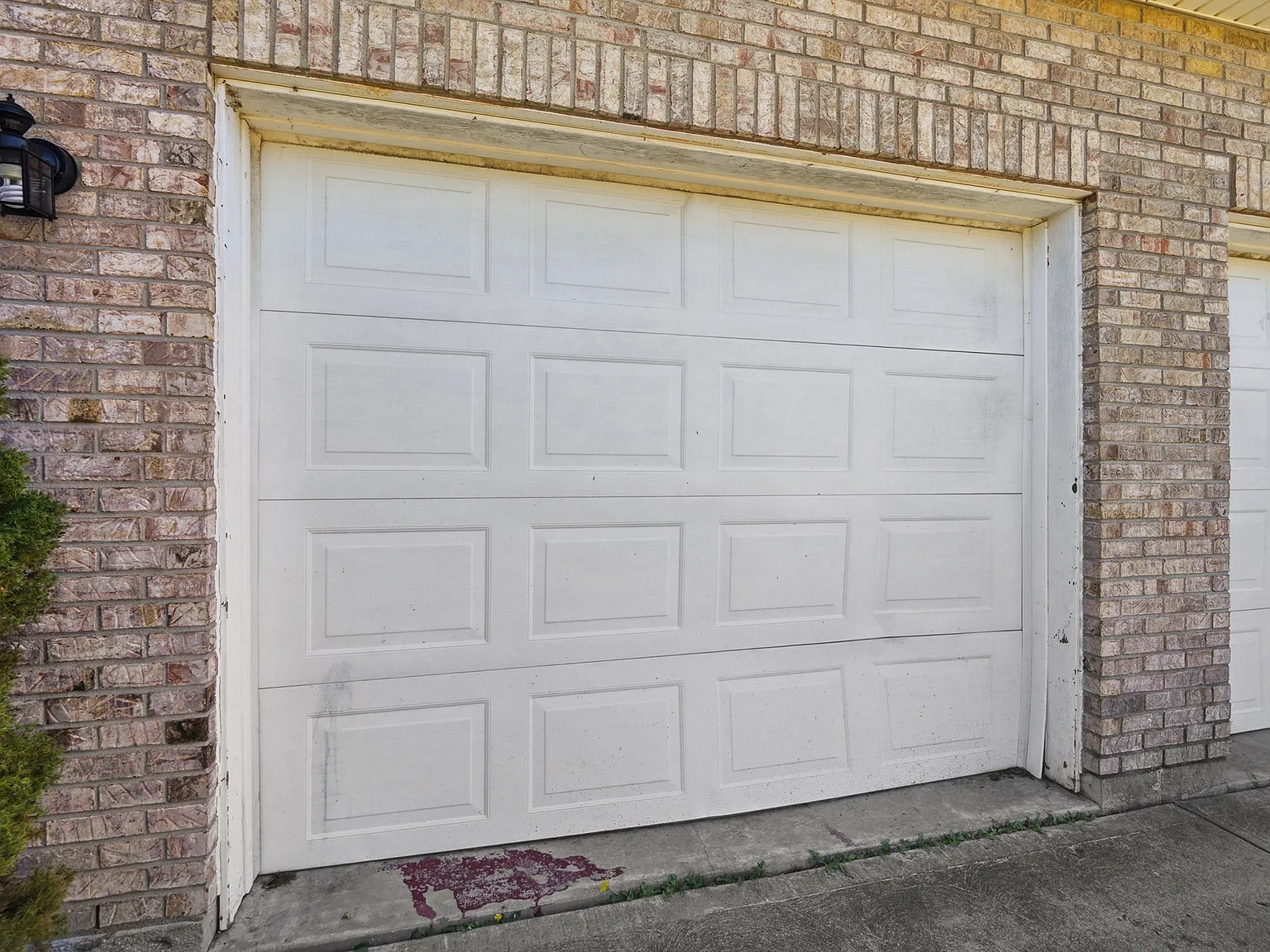 3 bed, 2.5 bath, 1528 sqft, $2,100 — Photo 2