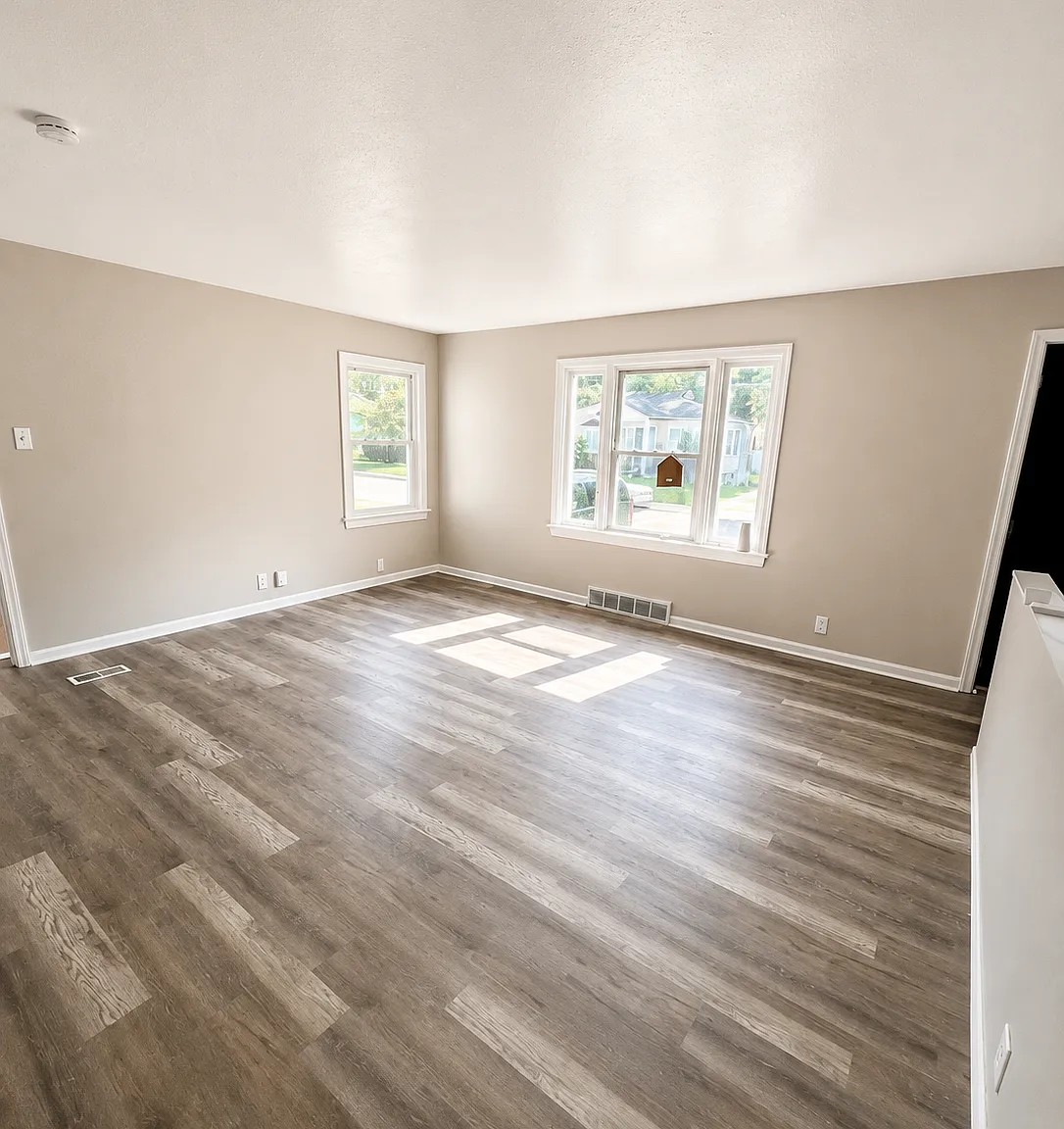 4 bed, 1000 sqft, $1,799 — Photo 4
