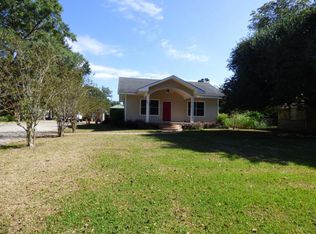 1011 S Main St, Breaux Bridge, LA 70517