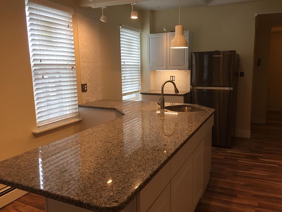 9 foot granite countertop/refrigerator 