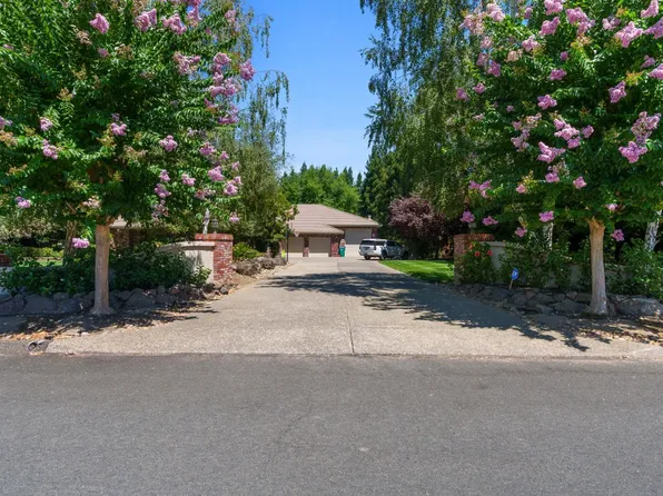 5285 Tudor Rose Gln, Stockton, CA 95212