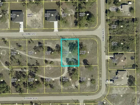 1120 Ectone St E, Lehigh Acres, FL 33974