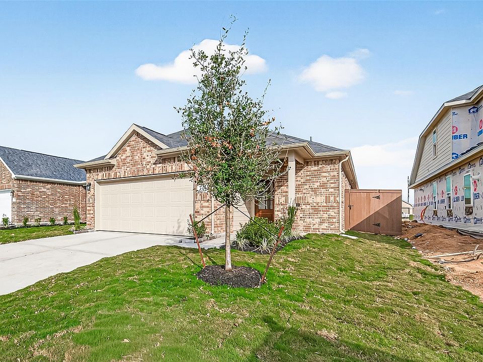 1st image of 13326 Padre Bay Ln