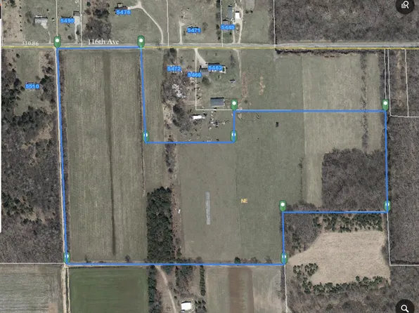 5470 116th Ave, Fennville, MI 49408