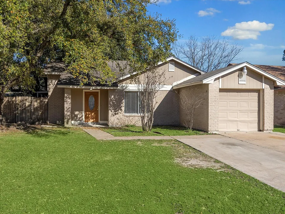 23902 Silversmith Ln