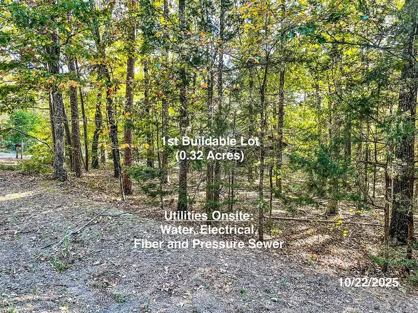 1263 Dave Creek Pkwy, Fairfield Bay, AR 72088