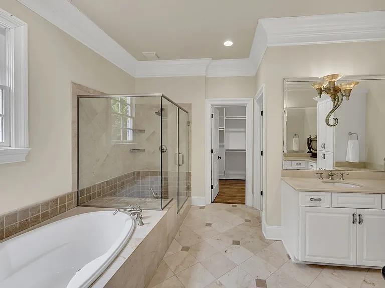 3205 Woodlawn Dr — Photo 22