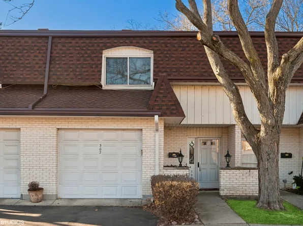 307 Pin Oak Dr, Wilmette, IL 60091