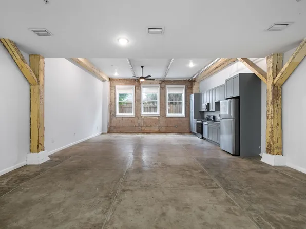 Modern, Industrial Flats in Tampa Heights