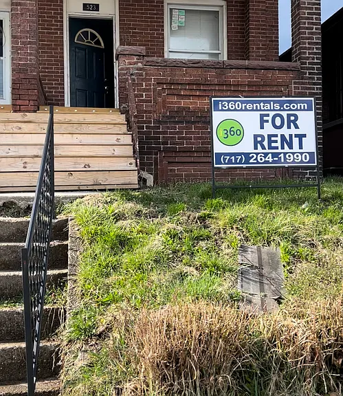 521-523 Dorothy Ave — Photo 2