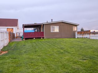 1911 Reservoir Loop Rd, Selah, WA 98942