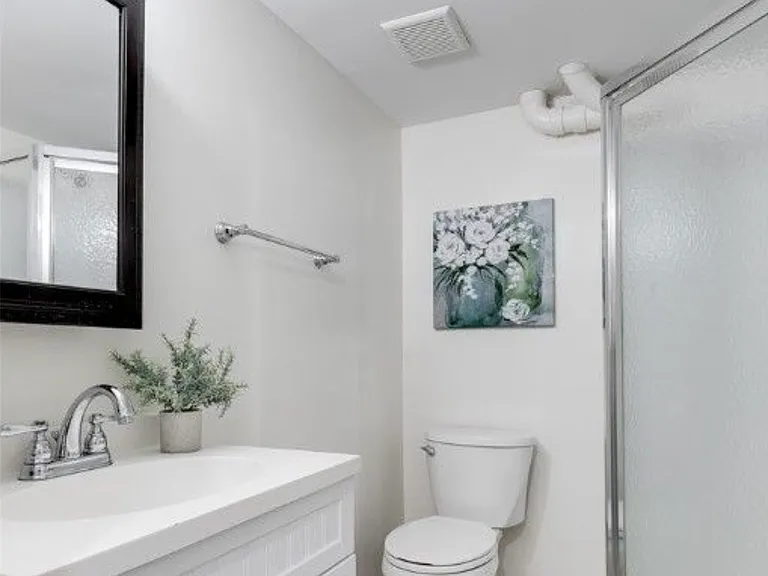 4321 N Huguenot Rd — Photo 8