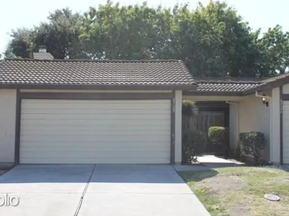 8728 Fox Creek Dr, Stockton, CA 95210