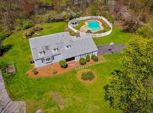 1 Robinson Rd, Westford, MA 01886