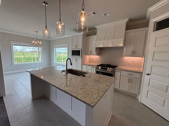 5th image of 1340 Overcup Oak Ln