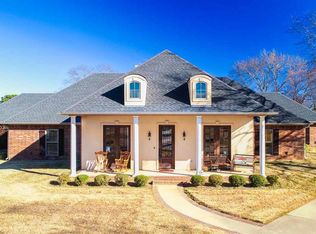 2105 McDade Pl, Longview, TX 75605