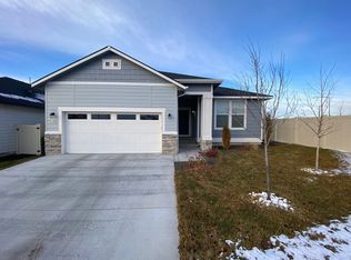 3700 W Peak Cloud Ct, Meridian, ID 83642