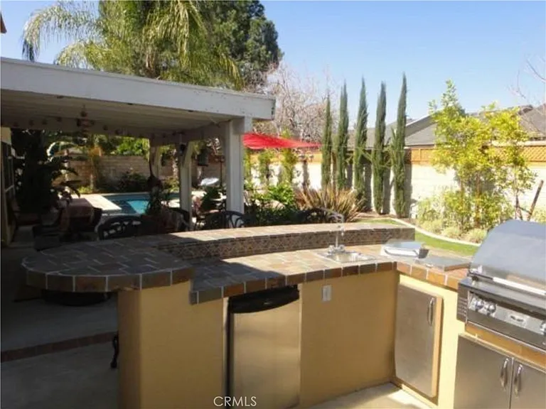 1534 Brookside Ave — Photo 12