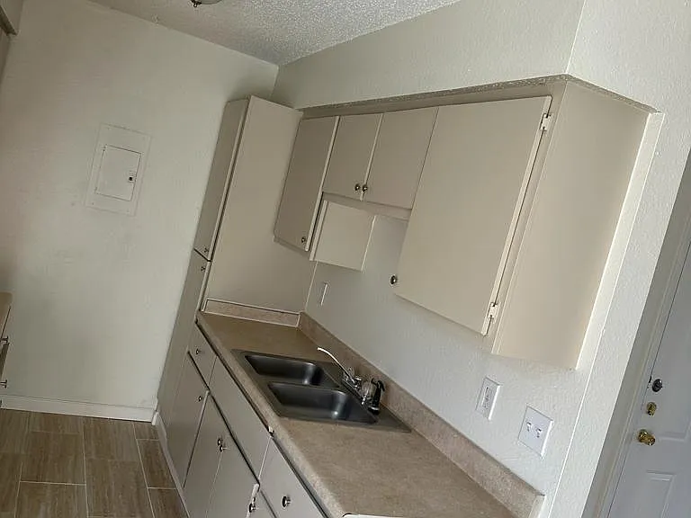 350 N Erby Campbell Blvd — Photo 43