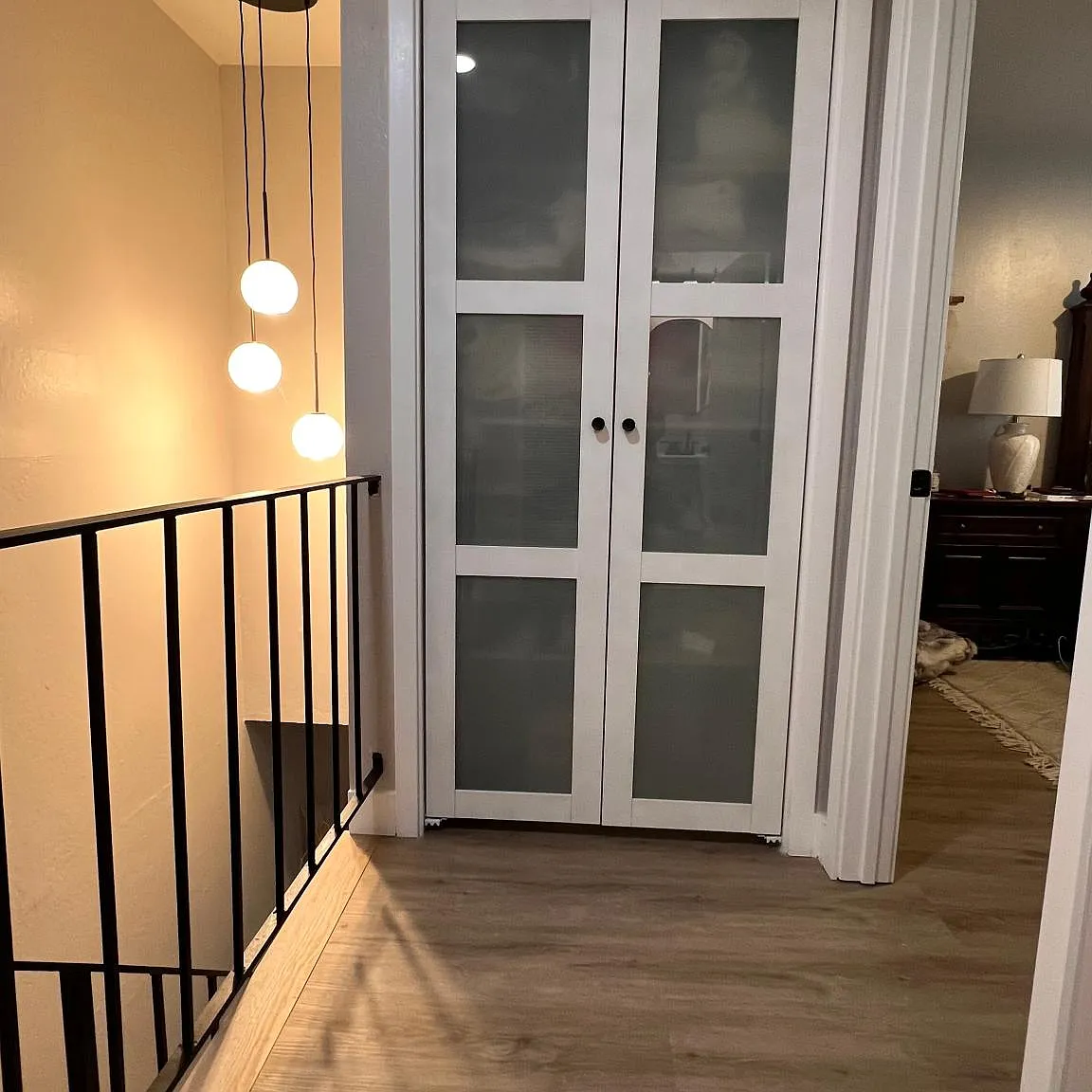 2 bed, 968 sqft, $3,300 — Photo 2