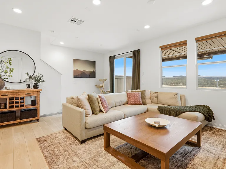 791 Cornelia Way Rancho — Photo 2