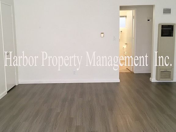 2nd image of 213 W Manchester Blvd APT 2