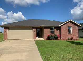 134 Walnut Ave, Rogersville, MO 65742