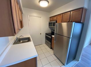 2223 E Belleview Pl APT 307, Milwaukee, WI 53211