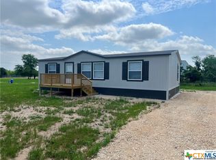 387 Adcock Rd, Victoria, TX 77905
