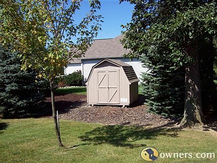 Storage shed