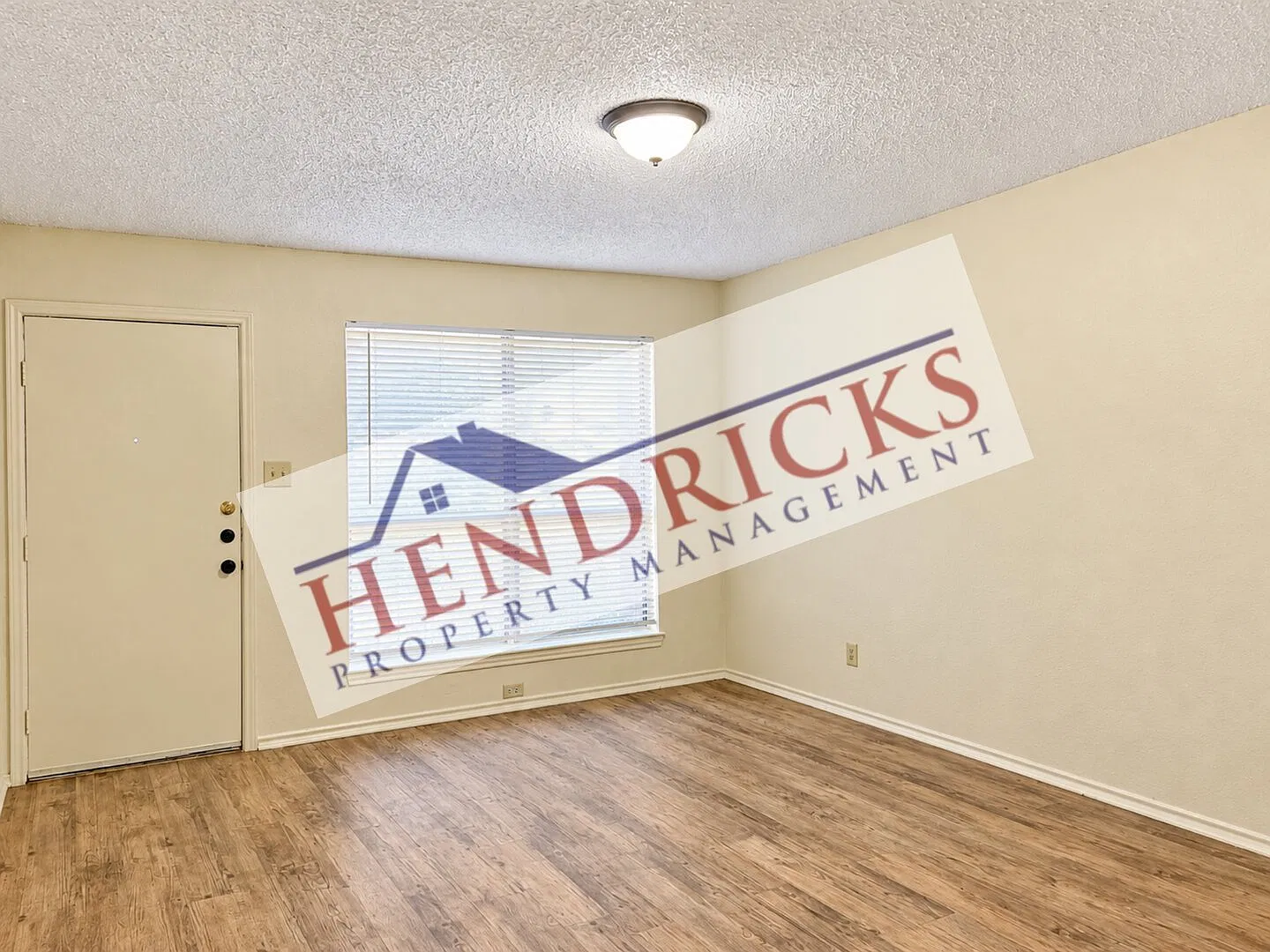 8871 Meadow Trace, San Antonio, TX 78250 | Duplex for Rent — Photo 4