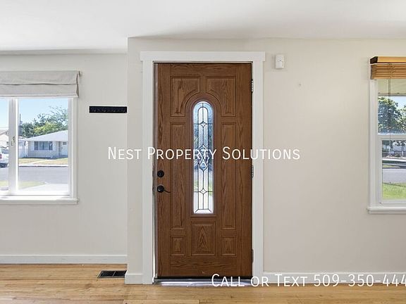 4th image of 171 G St SE