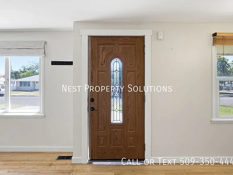 171 G St SE — Photo 4